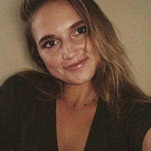 Meet your Posher, Mallory